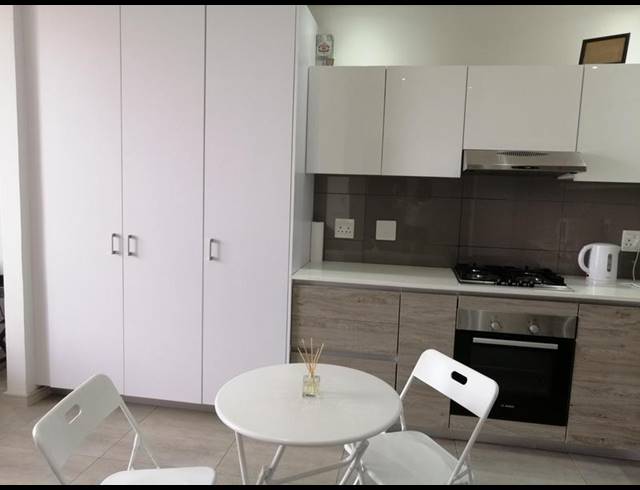 0 BEDROOM APARTMENT FOR SALE IN BEDFORDVIEW